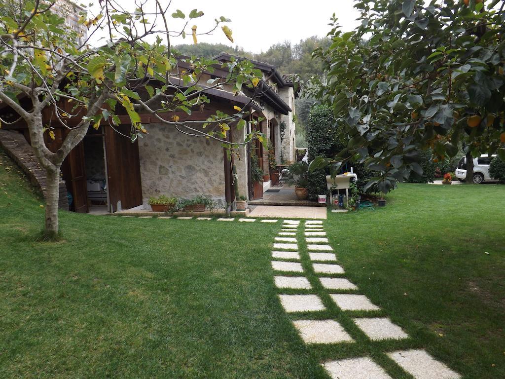 Agriturismo San Giovanni Ad Insulam Isola del Gran Sasso dʼItalia Екстериор снимка