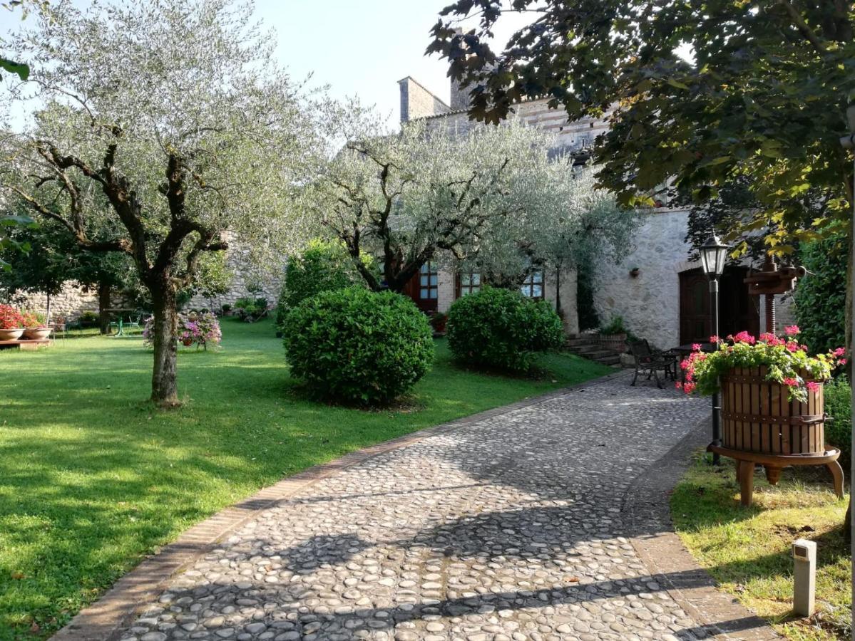 Agriturismo San Giovanni Ad Insulam Isola del Gran Sasso dʼItalia Екстериор снимка
